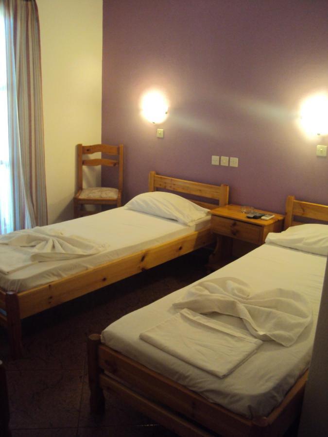 Hotel Golden Star Chora de Ios Habitación foto